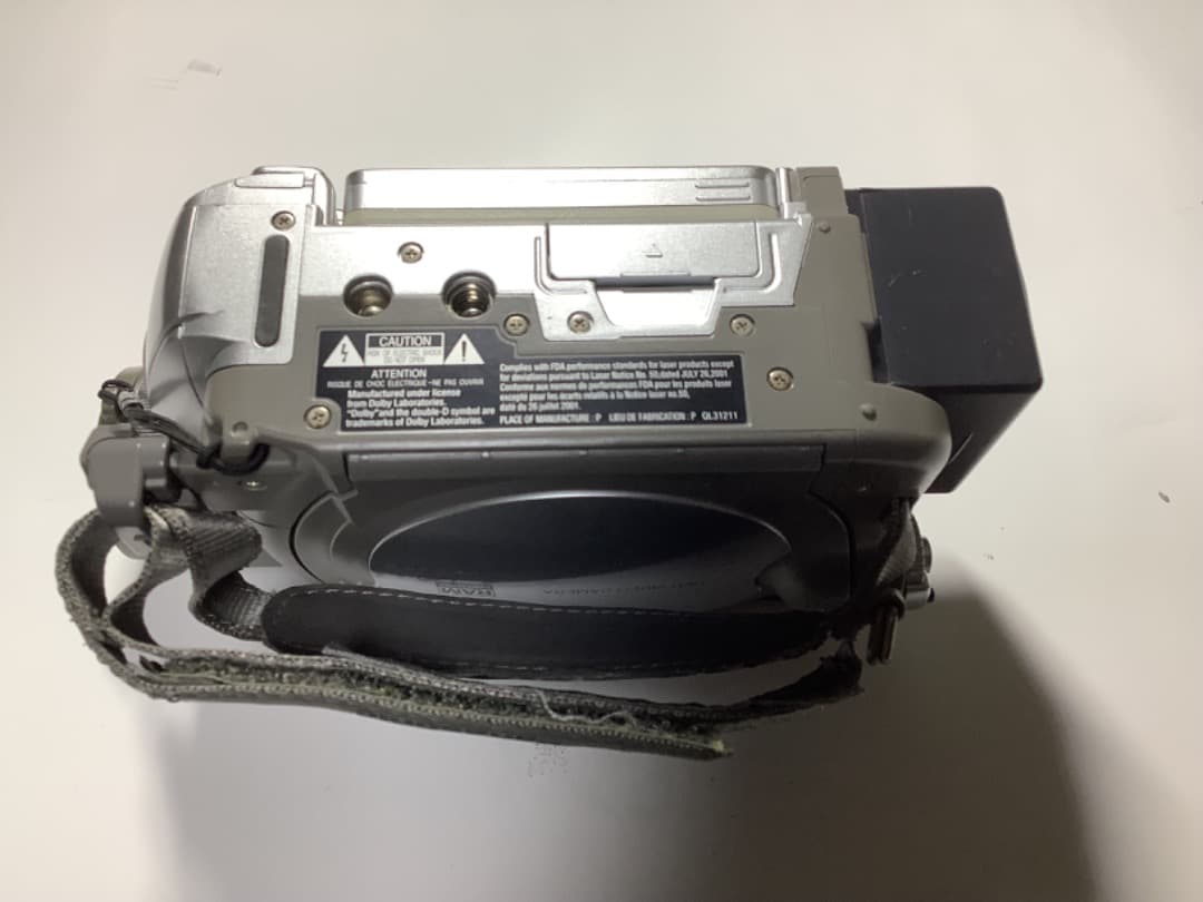 DVDビデオカメラ Panasonic VDR-M95-S 2005年製造