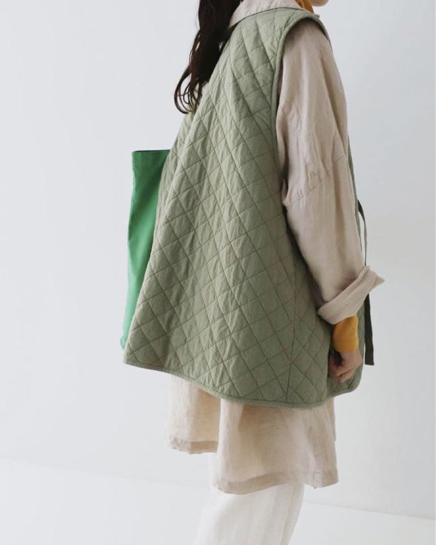 nestRobe　コットンラミーキルティングリバーシブルベスト　ネストローブ