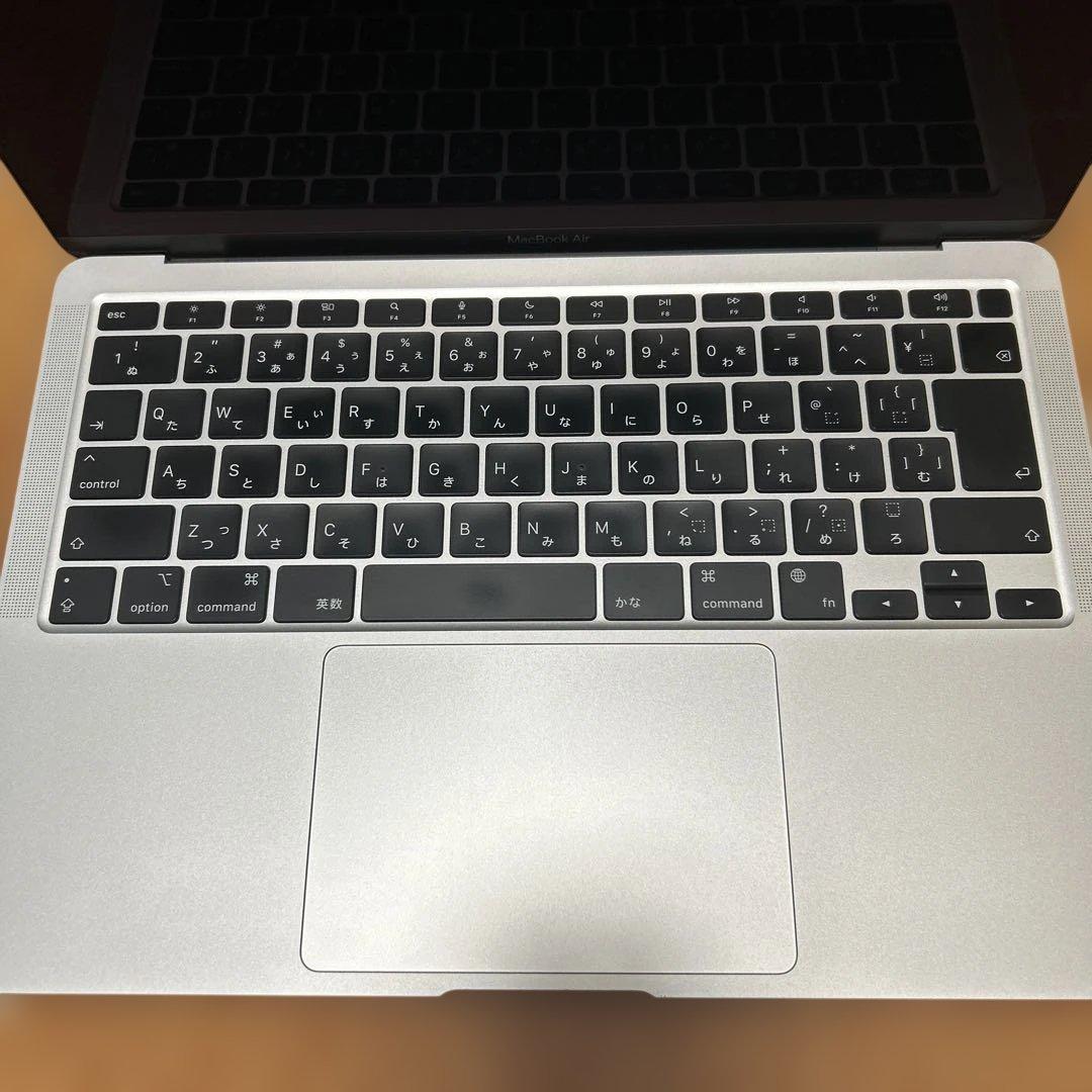 美品MacBook Air A2337 M1 16GB シルバー　Tahoe