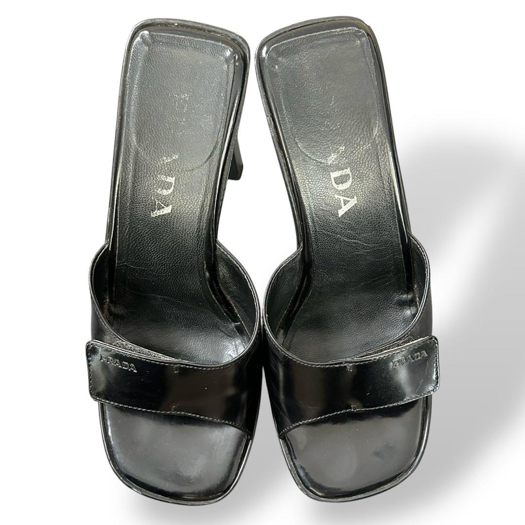 PRADA パテントレザー　ロゴ型押し　ハイヒール　サンダル　黒　22cm相当