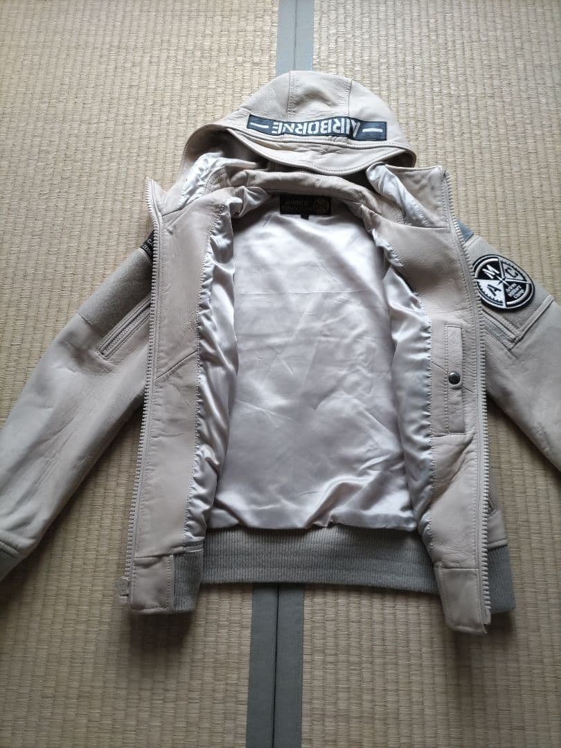 AVIREX　ラムレザー HALO　超美品　トロトロな柔らかさ