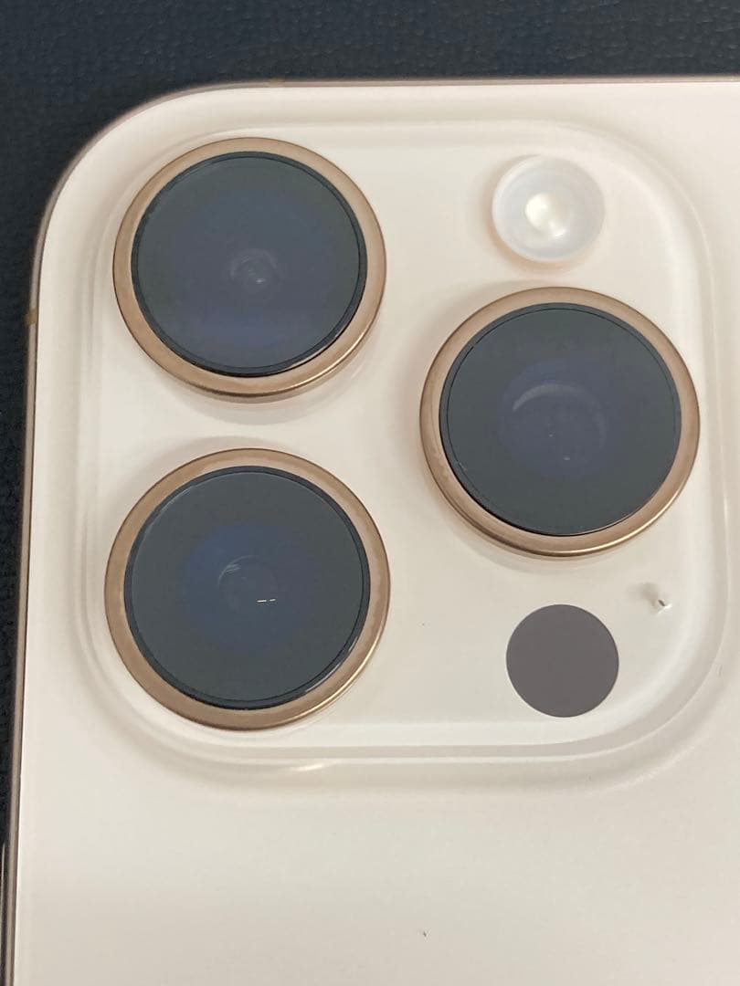 極美品　iPhone 16 Pro 256GB SIMフリー