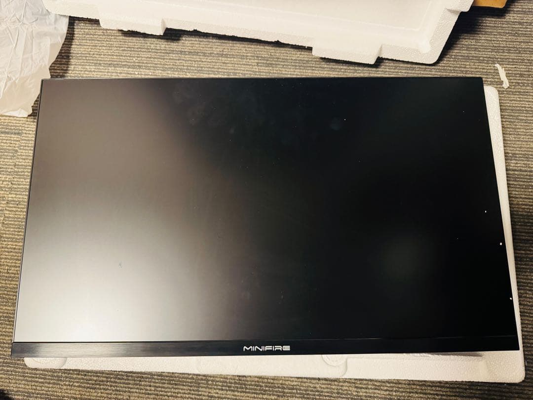 MINIFIRE 24インチ ディスプレイ (rockey さん)