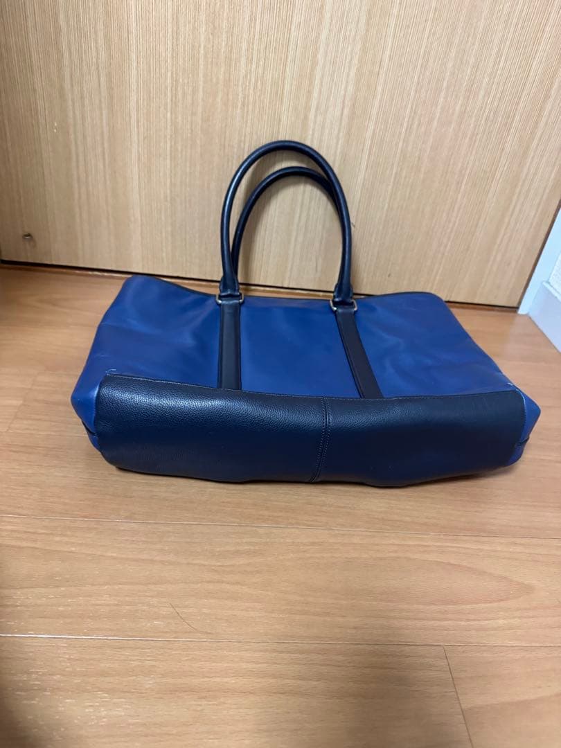 COACH コーチ　メトロポリタン　レザー　トートバッグ　F57568