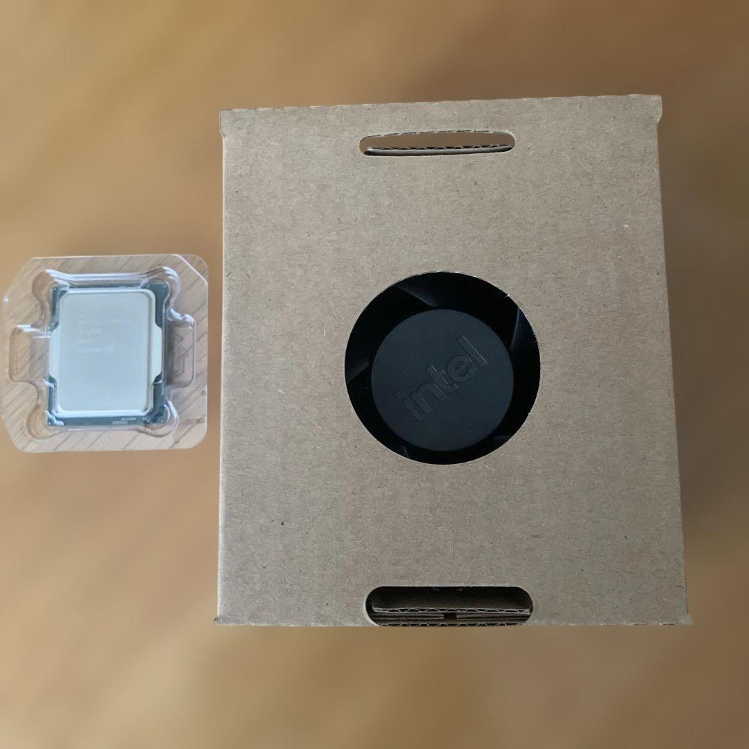 インテルCPU Core i3-12100