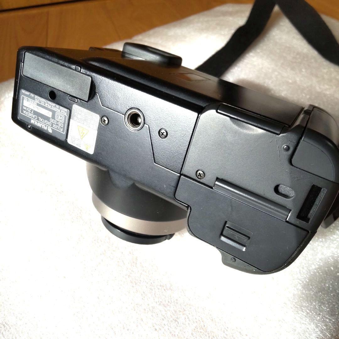 デジタルカメラ FUJIFIJM DS-330 Vintage Digital Camera