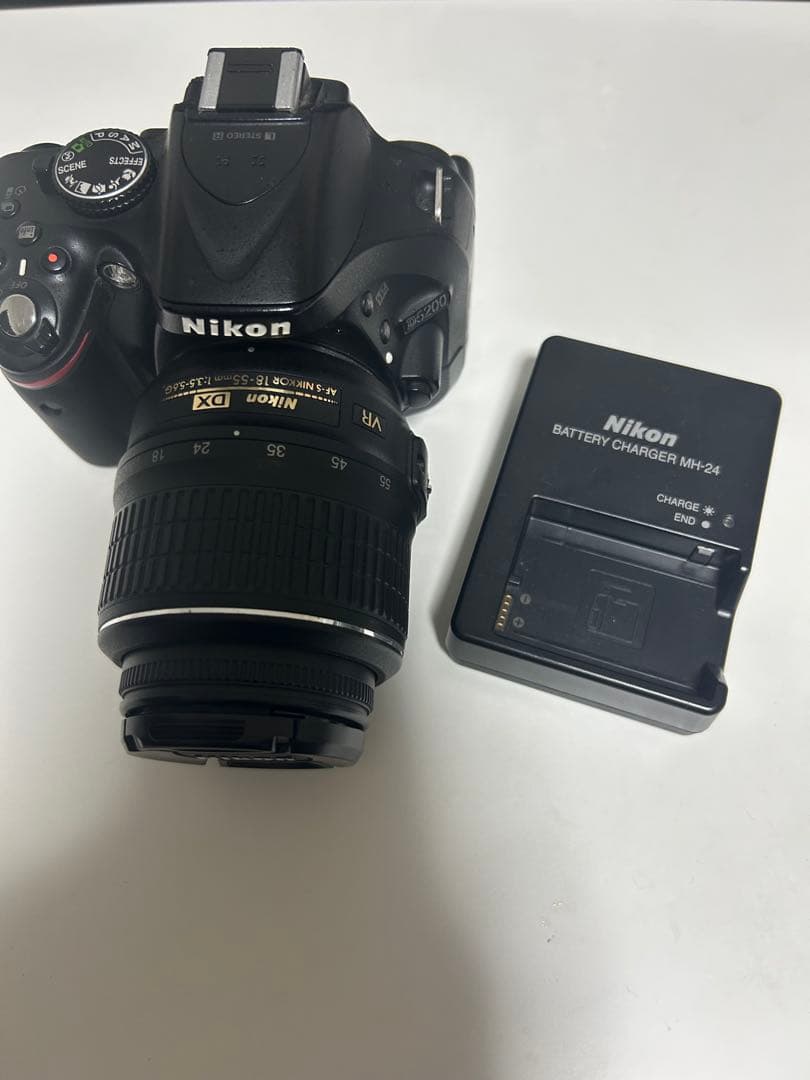 Nikon デジタル一眼レフカメラ d5200
