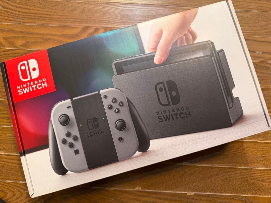 Sたろ3ヶ月使用】Nintendo Switch 本体 グレー