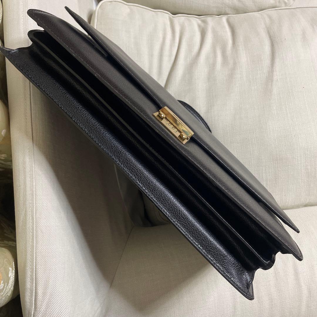 【即日発送】　サルヴァトーレ フェラガモ　ブラック レザー ブリーフケース