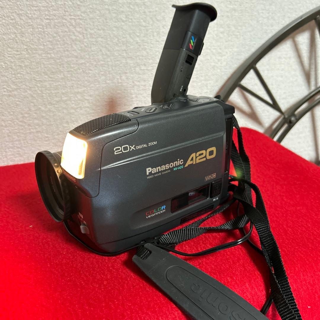 Panasonic ビデオ￼カメラ　希少　NV-A20 maxell テープ付