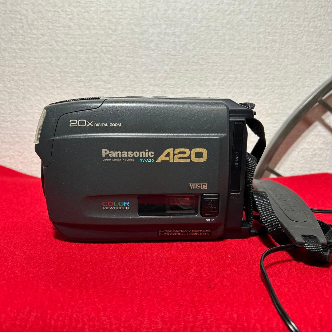 Panasonic ビデオ￼カメラ　希少　NV-A20 maxell テープ付