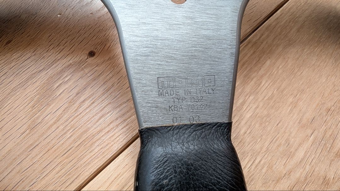 【送料込】MOMO RACE 32π