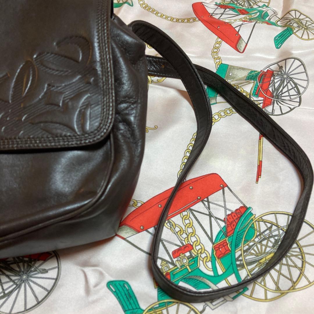 LOEWE レザー ショルダーバッグ