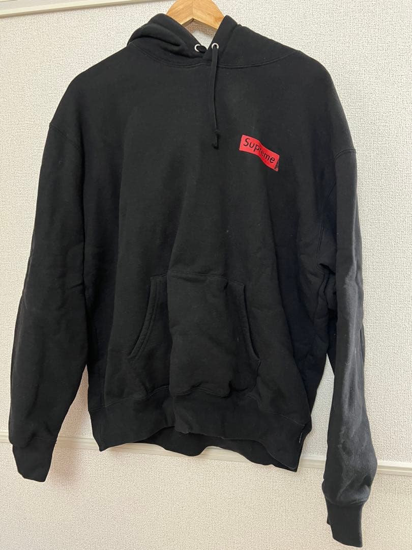 Supreme 両面プリントグラフィックパーカー