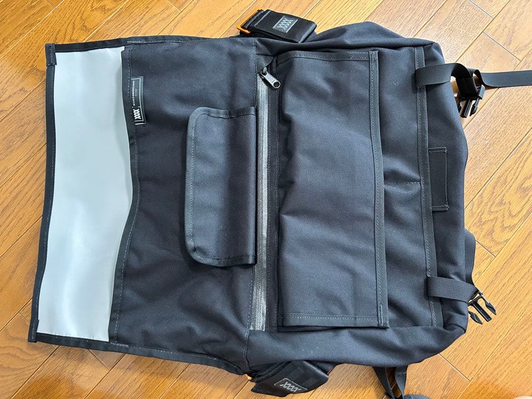 MISSION WORKSHOP メッセンジャーバッグ 黒 オレンジバックル