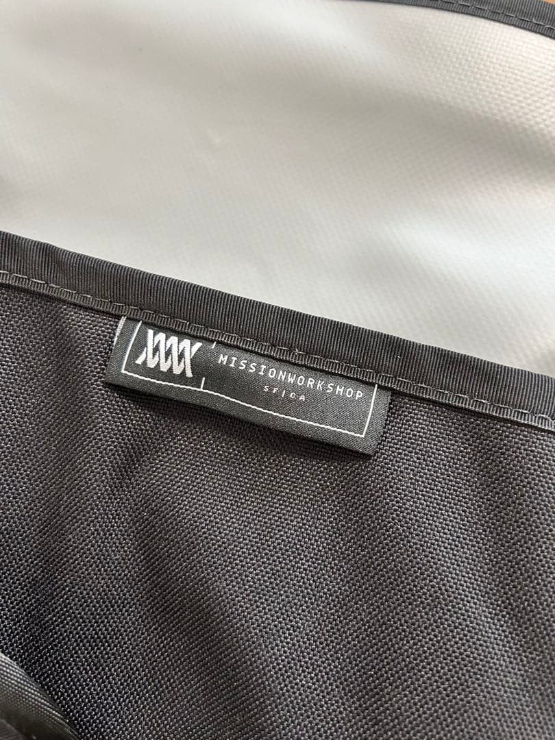 MISSION WORKSHOP メッセンジャーバッグ 黒 オレンジバックル