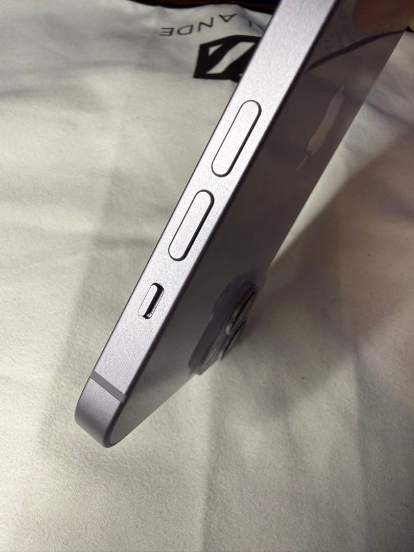 Apple iPhone 14 本体 Purple(薄い紫色)