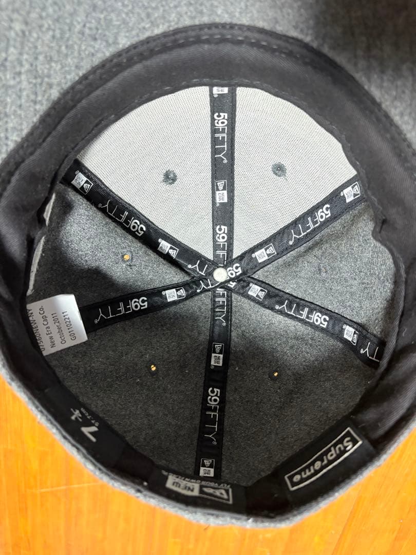 SupremeNewEra BoxLogo 59FIFTY 71/4国旗フラッグ