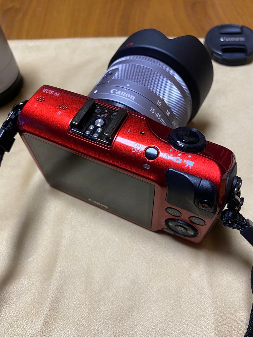 Canon EOS M ダブルズームセット