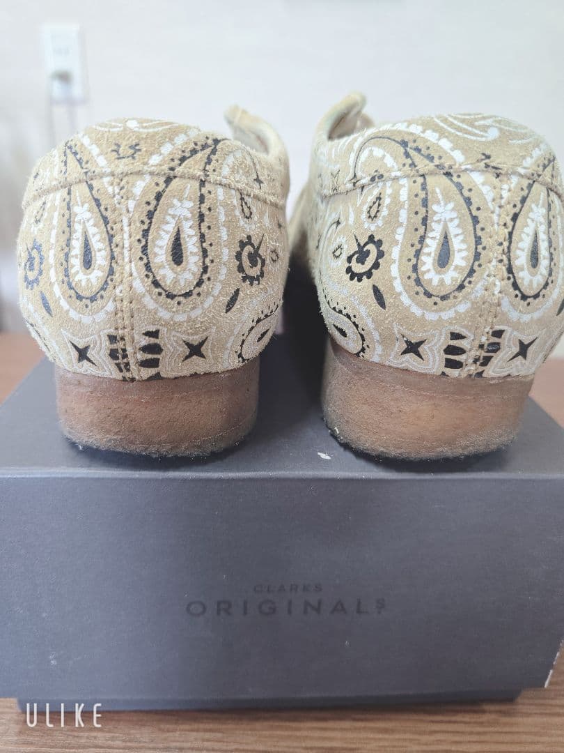 ★本日のみSupreme Clarks Originals ベージュ ★