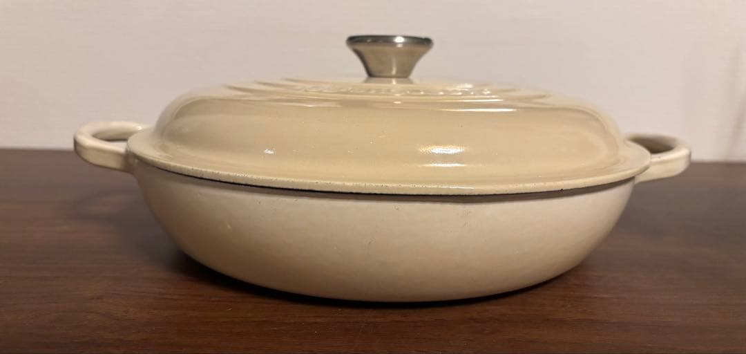 LE CREUSET 26cm ビュッフェキャセロール　メレンゲ