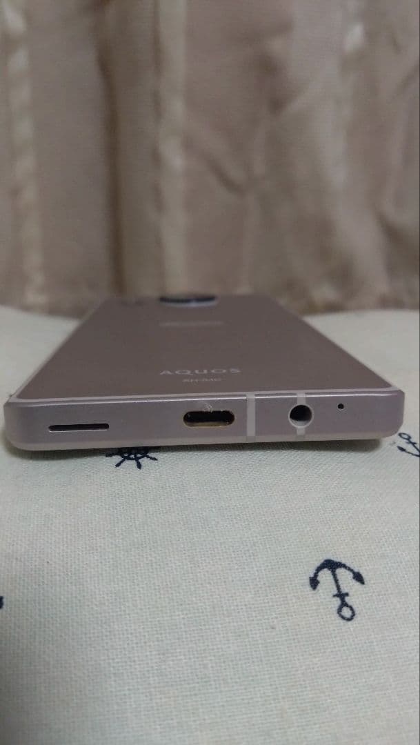 Aquos sense8 sh-54d docomo ライトカッパー 充電不能