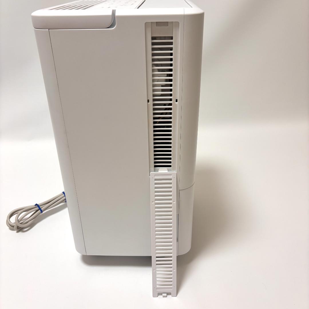 【2025年製・美品】アイリスオーヤマ コンパクトクーラー ICA-0302G