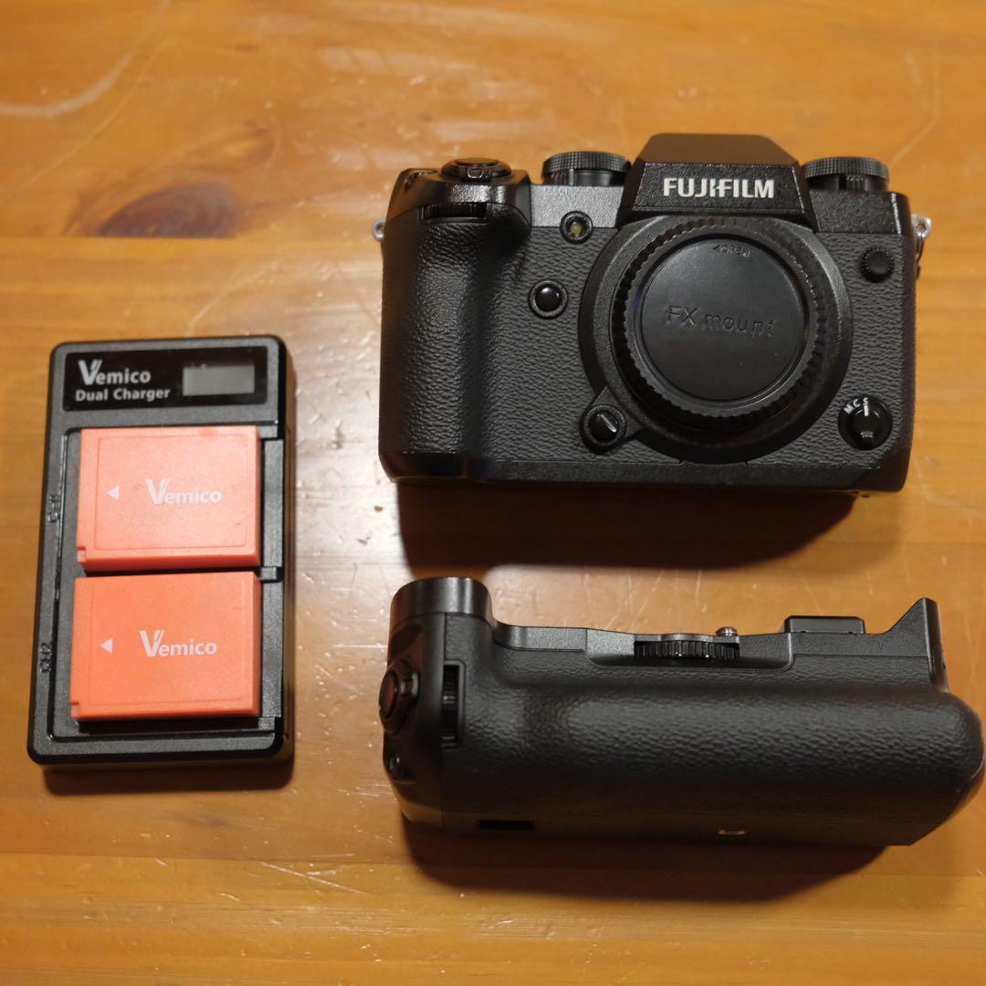 Fujifilm X-H1 ミラーレスカメラ 本体　縦位置グリップ