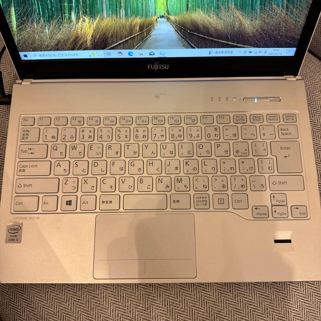 LIFEBOOK SH75/M（12GB SSD256GB/Win10）即使用可
