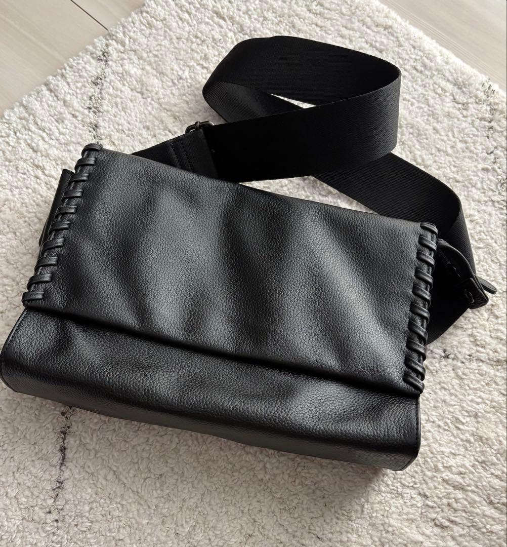 ear PAPILLONNER ワイドテープショルダーバッグ/ボディバッグ