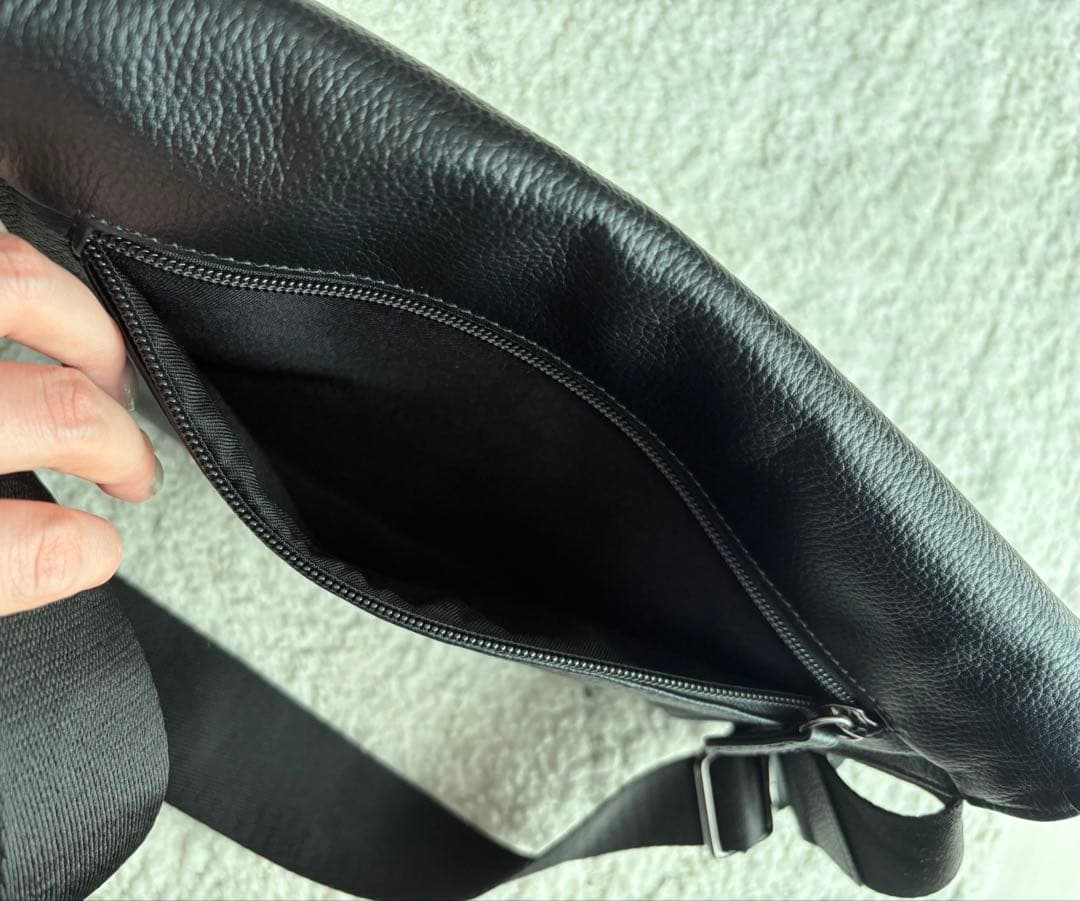 ear PAPILLONNER ワイドテープショルダーバッグ/ボディバッグ