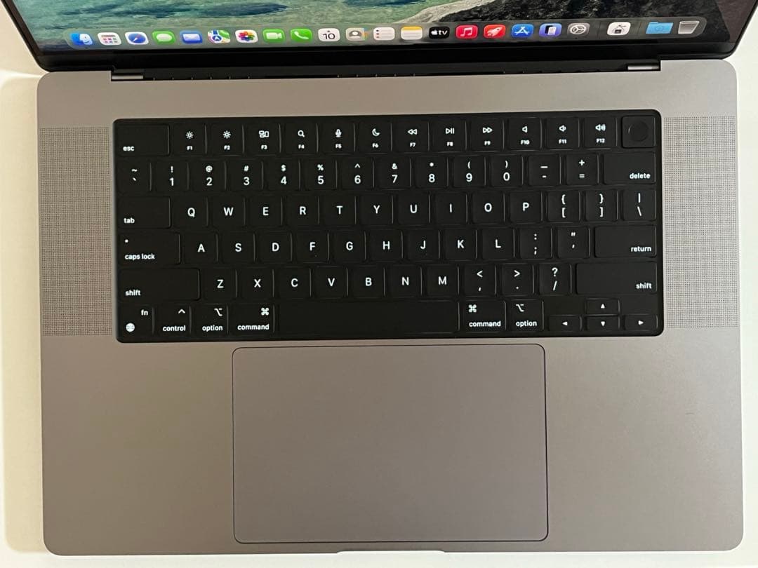 macbook M1 32G 1Tb 16インチ