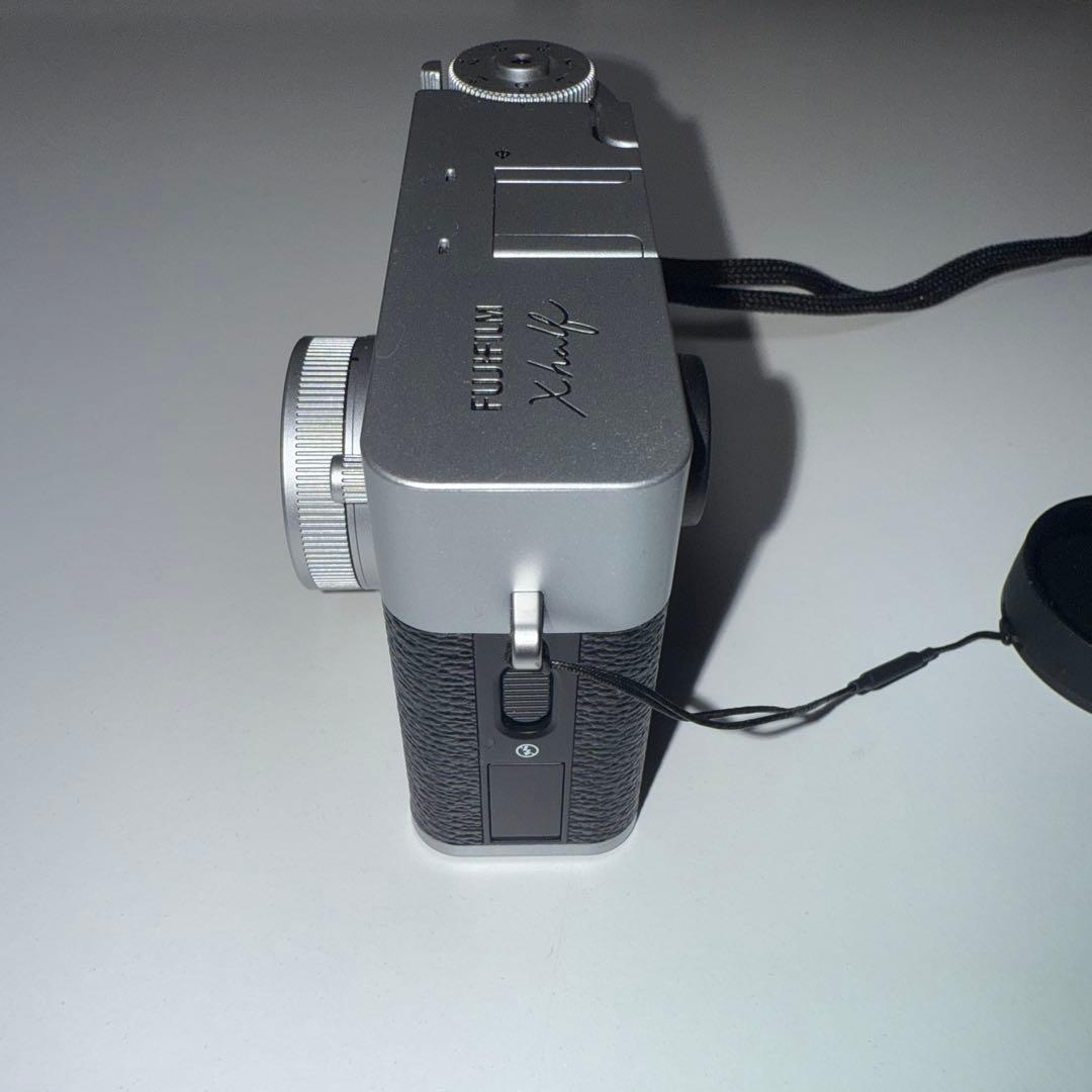 Fujifilm X half シルバー