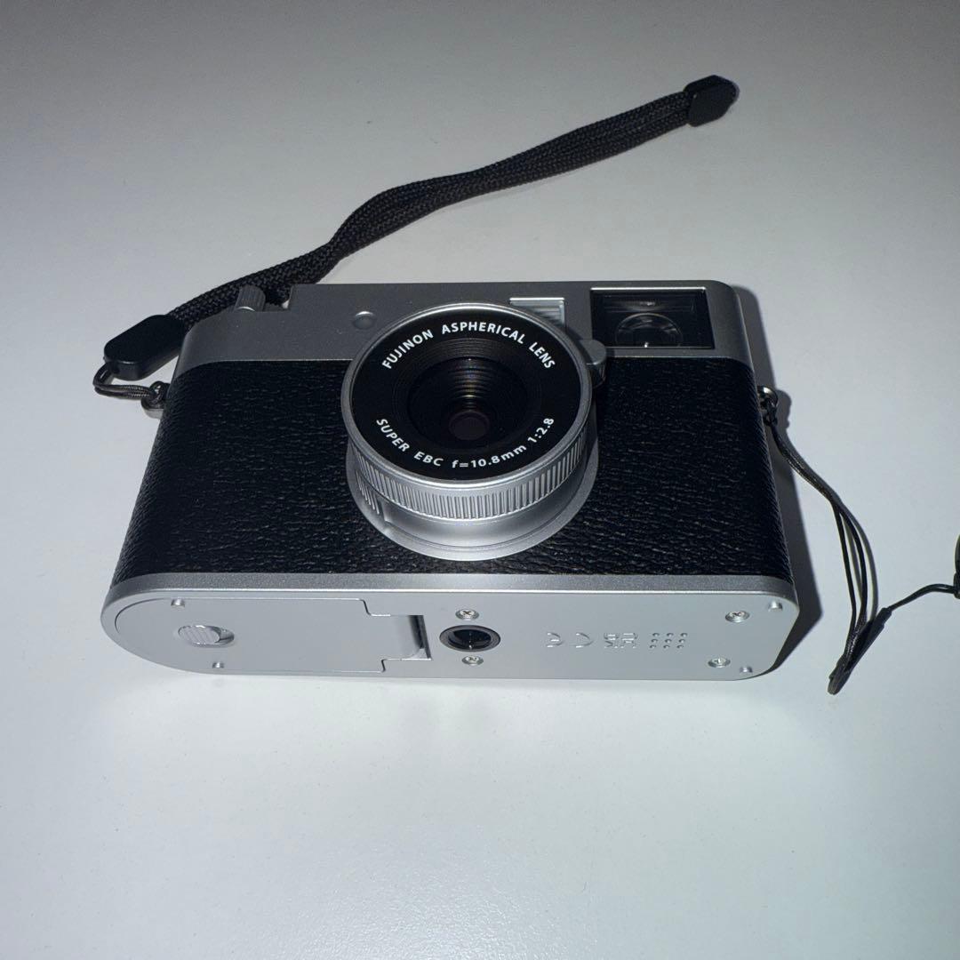 Fujifilm X half シルバー