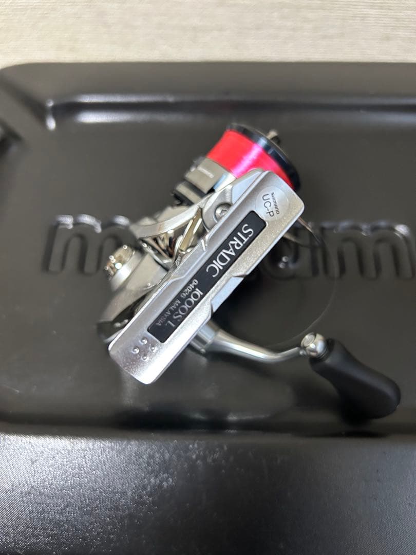 シマノ ストラディック C1000シルバー/レッド