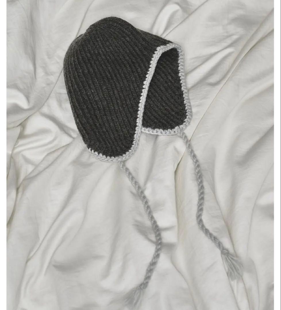お引越しの為　EAR FLAP KNITCAP グレー