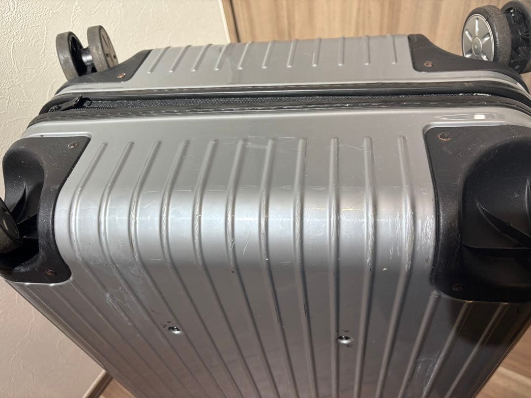 RIMOWA キャリーケース