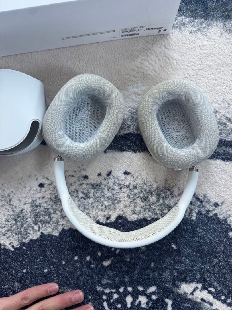 Apple AirPods Max シルバー 本体 MGYJ3J/A