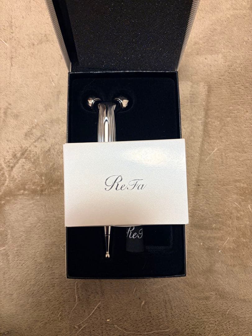 ReFa RF-SR2150B SILVER 新品　リファ　エスカラットレイ