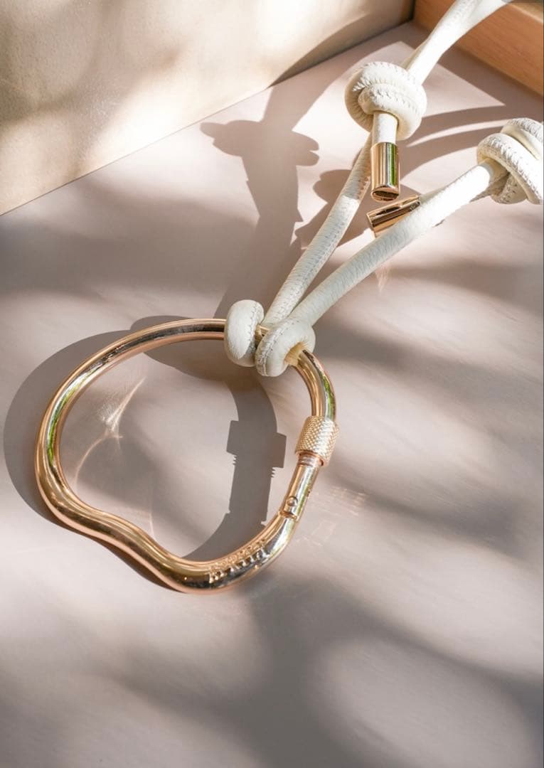 APRILY (アプリリー)マリアージュシリーズ　携帯　ストラップ