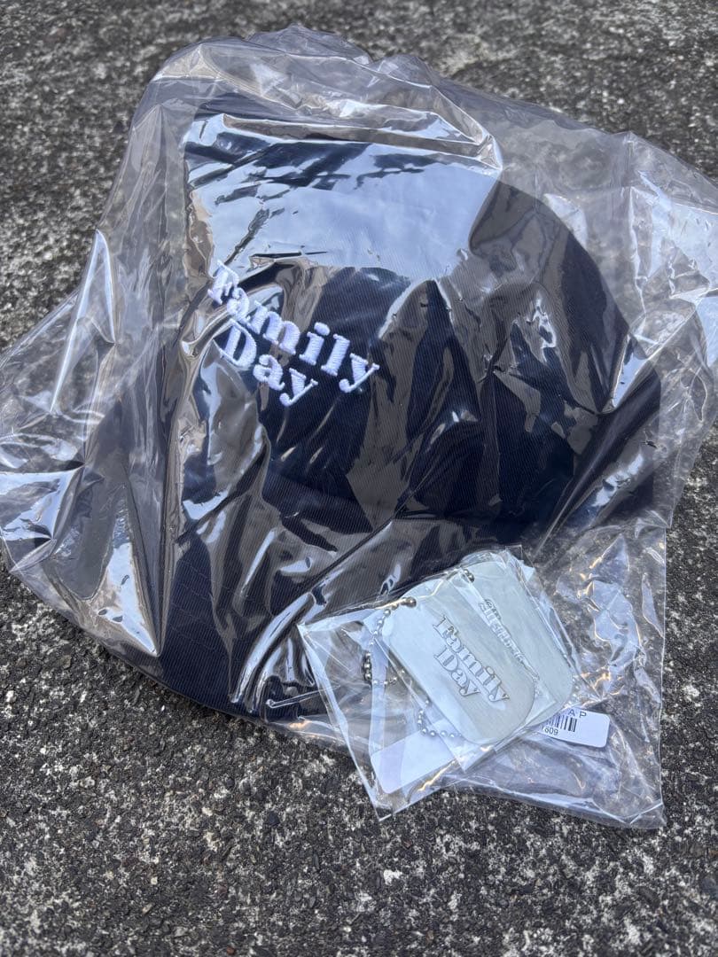 ZORN×OZROSAURUS Family Day ドッグタグ　キャップ付き