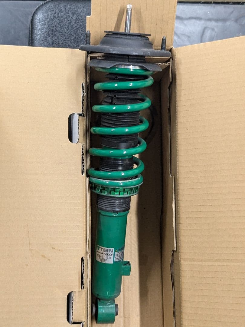 TEIN STREET ADVANCE ショックアブソーバー　NAロードスター用