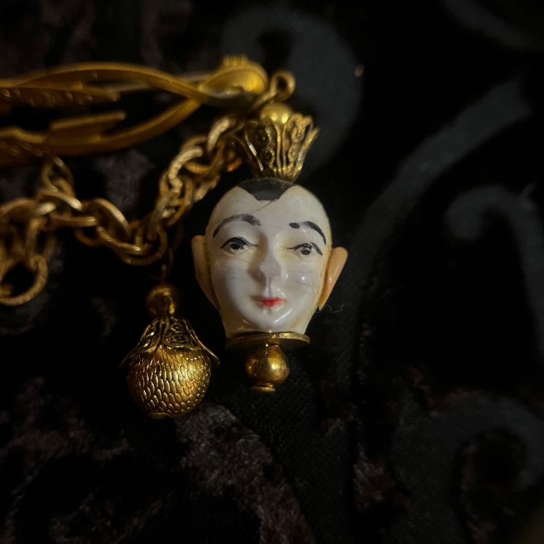 ヴィンテージ人形顔ブローチ