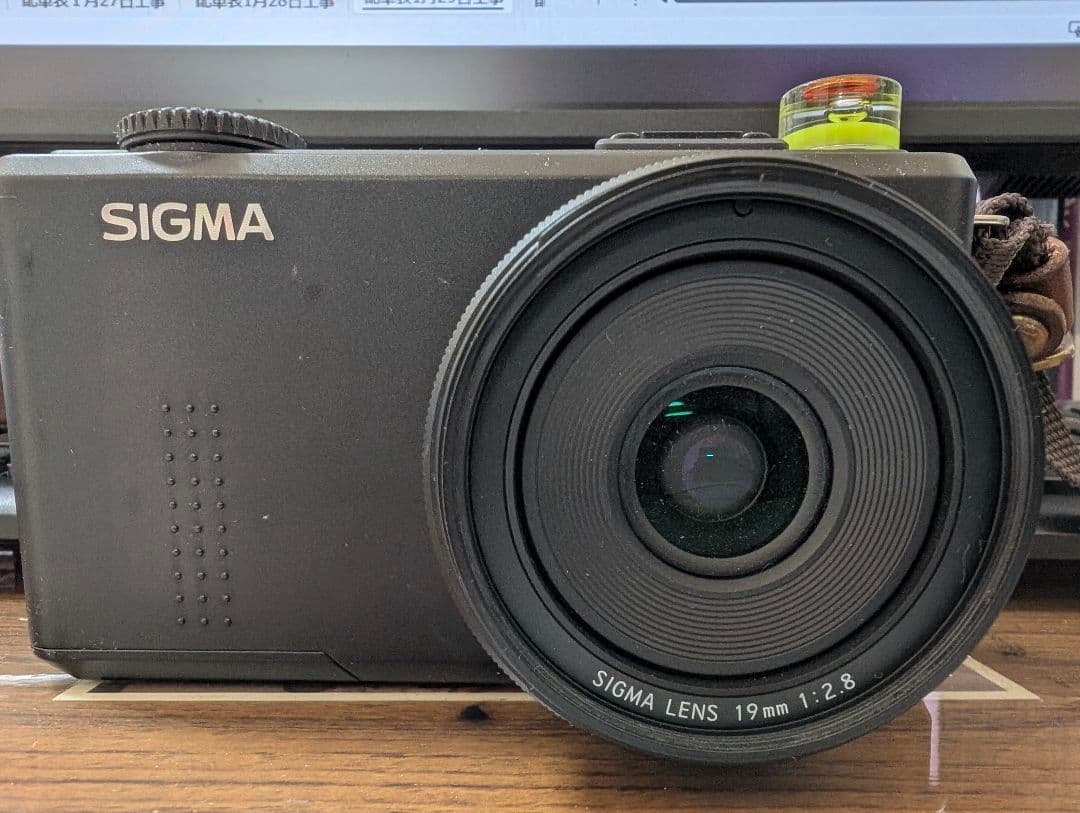 SIGMA DP1 Merrill バッテリー4個 レザージャケット付　最終価格