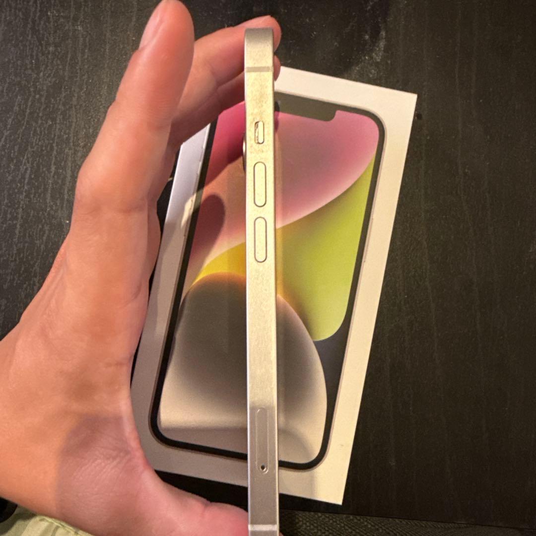 iPhone 14 スターライト 256GB 中古 sim無し