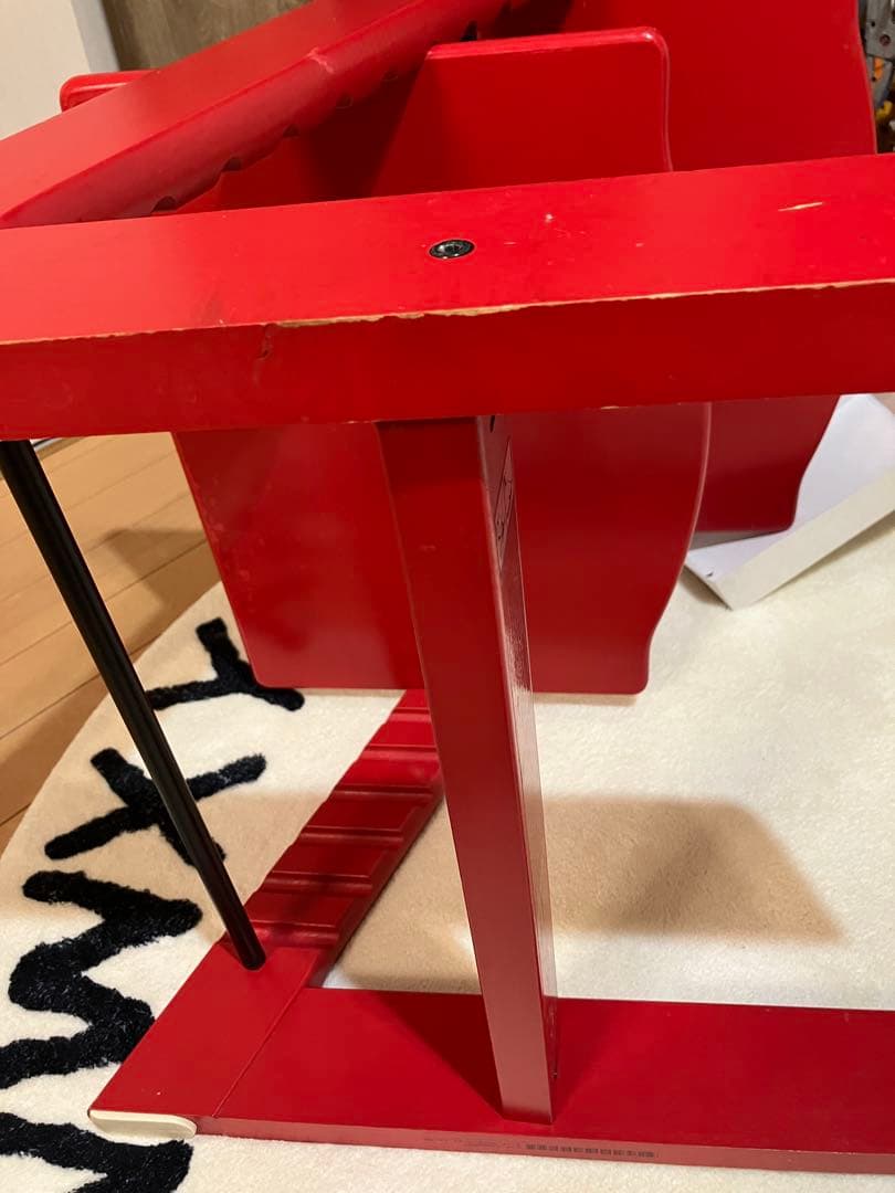 ストッケSTOKKEトリップトラップ　赤　ベビーガードつき