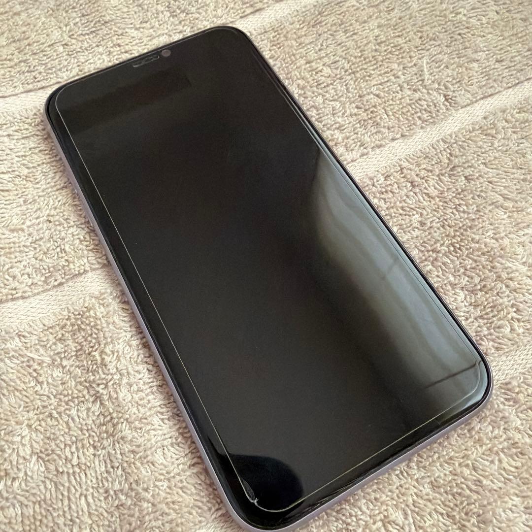 美品Apple iPhone 11 本体 パープル
