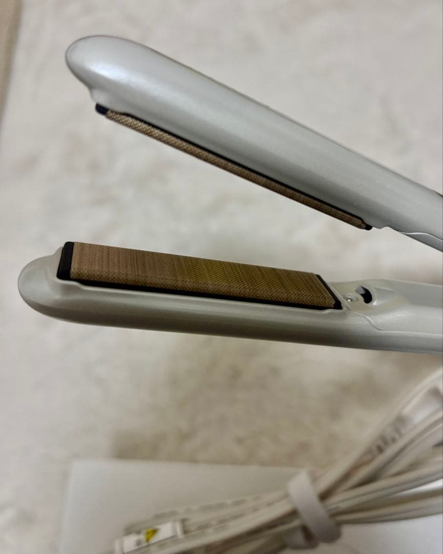 pino様★KINUJO絹女MINIIRON-deux 海外対応 ヘアアイロン