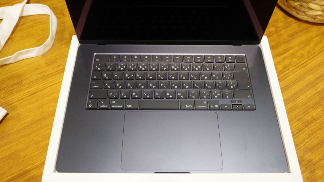 macbook air 15インチ 2025 ミッドナイト