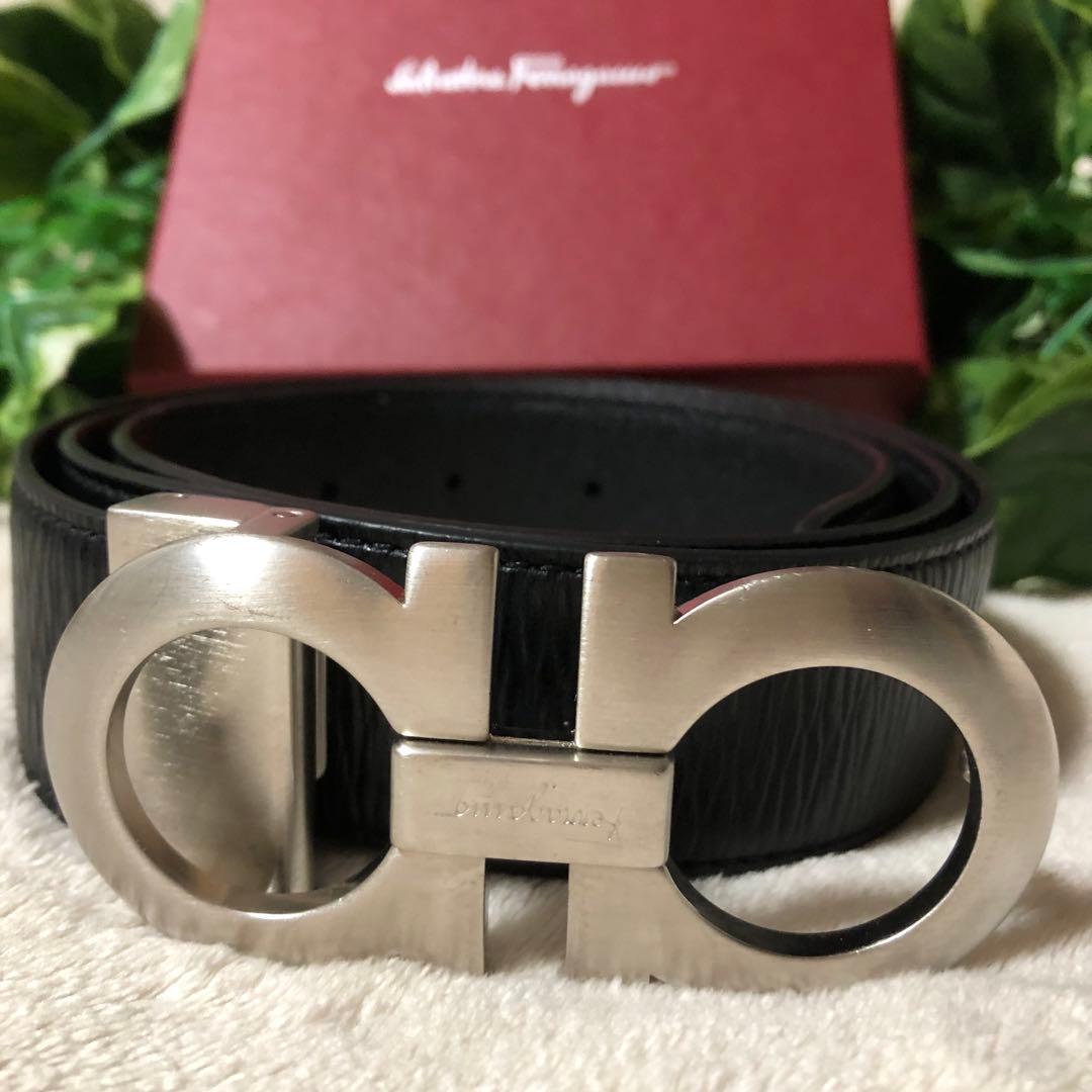 極美品　サルヴァトーレフェラガモ　ダブルガンチーニ　ベルト　黒　ブラック　箱付